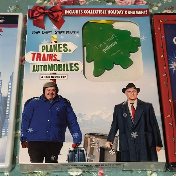 📀 LOT of 3 movies 🍿 Elf, Planes, Trains and Automobiles, Christmas Vacation 🎄 - Picture 2 of 8